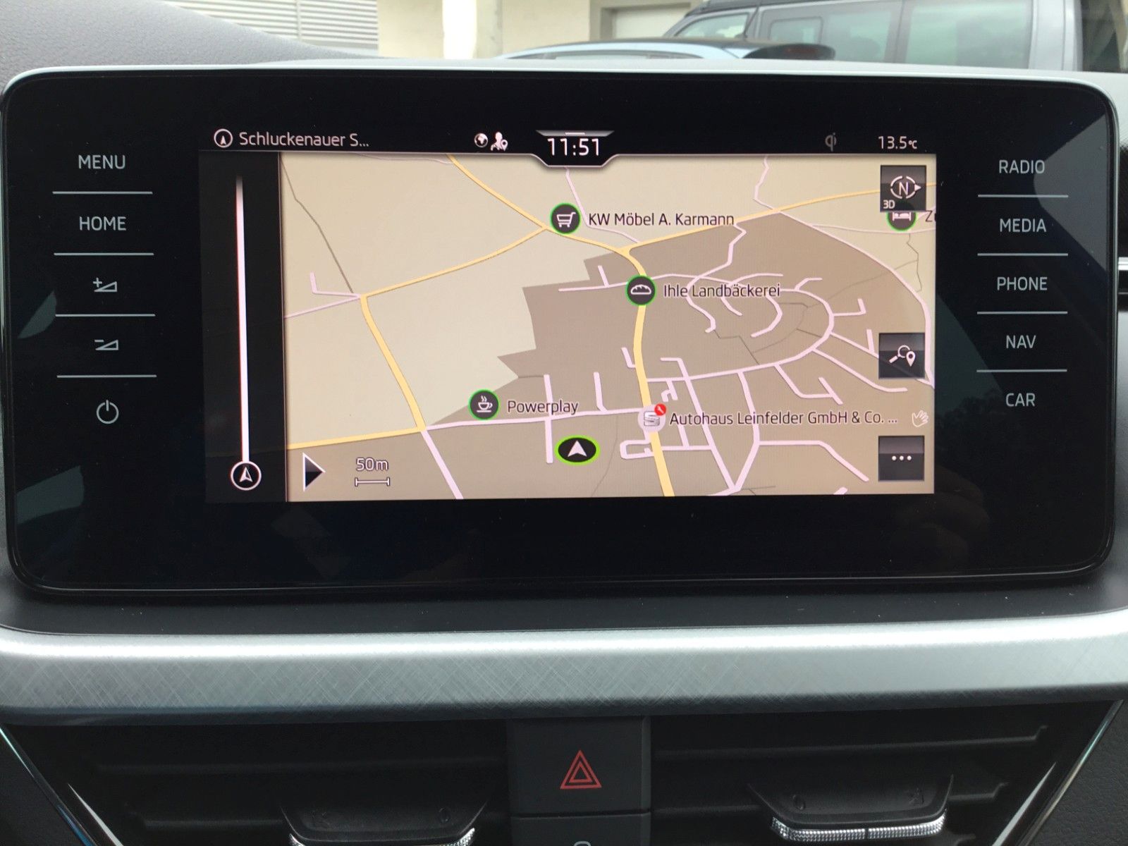 Fahrzeugabbildung SKODA Kamiq 1.5l TSI DSG TOUR+LED+17"+Navi