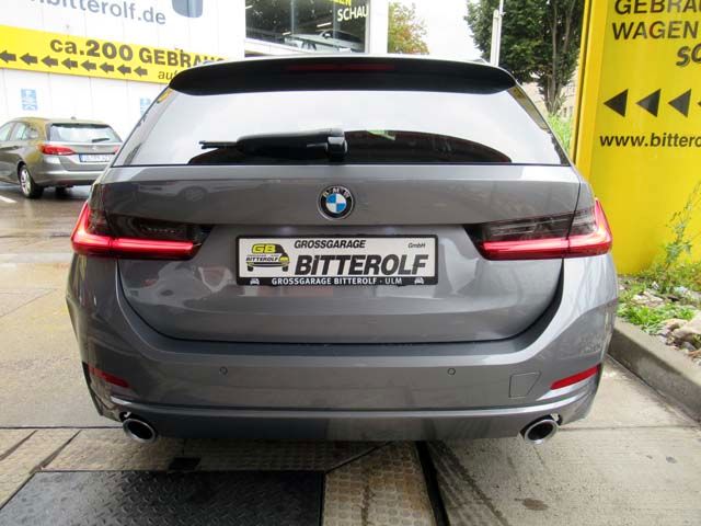 BMW 320d Touring xDrive Aut Navi/curved/SHZ/PDC foto 9