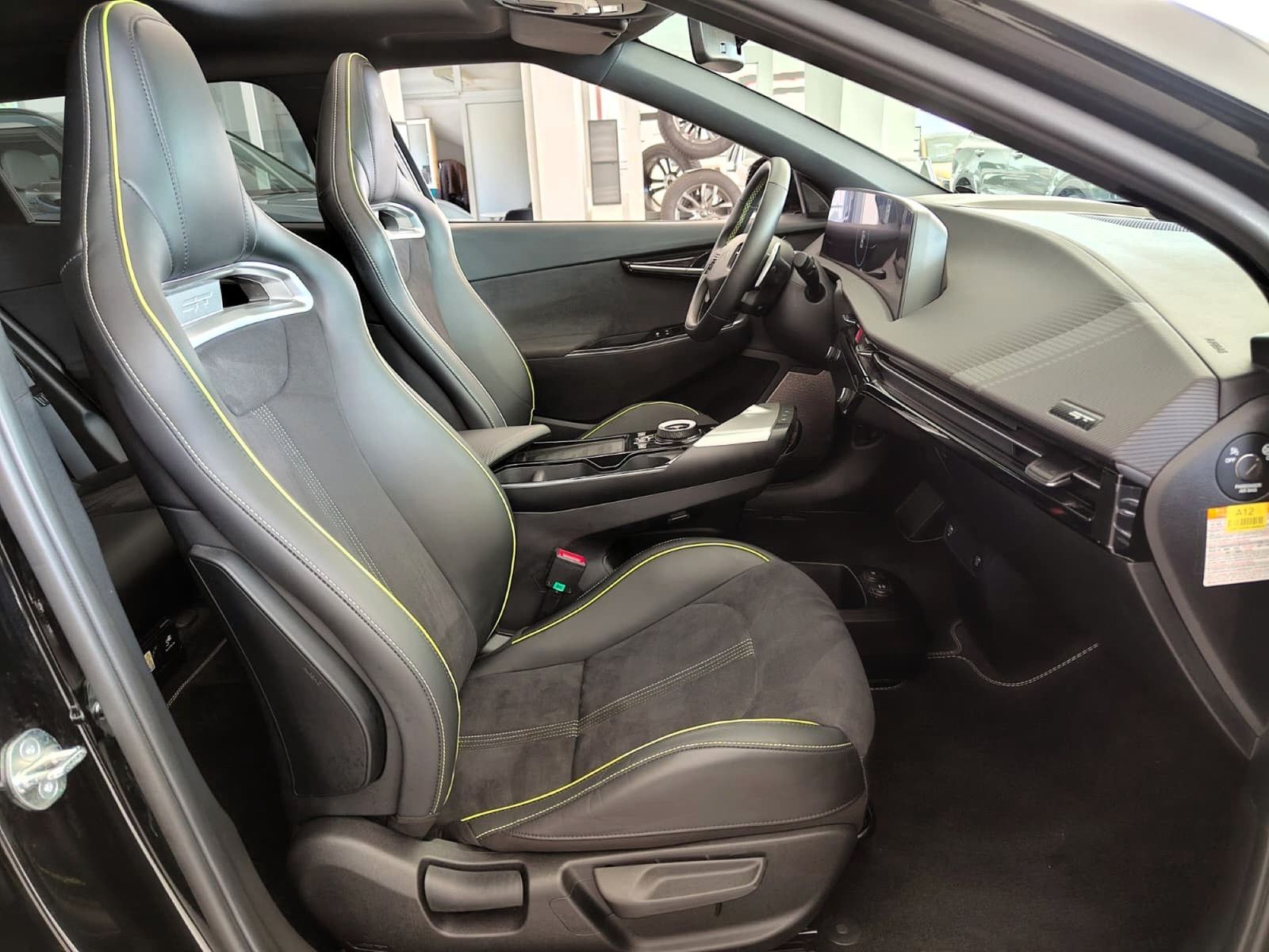 KIA EV6 GT 77,4-kWh AWD Glasdach HUD Navi LED – Bild 14