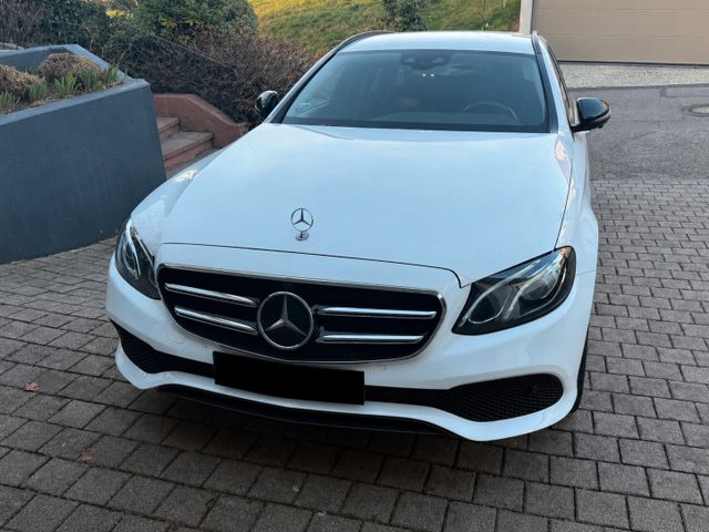 MERCEDES-BENZ E 400 d 4MATIC T Autom. -