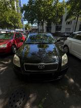 Toyota Avensis 1.8 | TÜV bis 07/2026 | Fah... - Toyota Avensis in Frankfurt (Main)