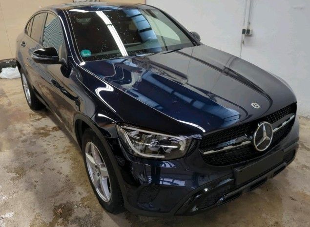 Fahrzeugabbildung Mercedes-Benz GLC 200 d 4M Coupe Night+R-Kamera+S-Dach+