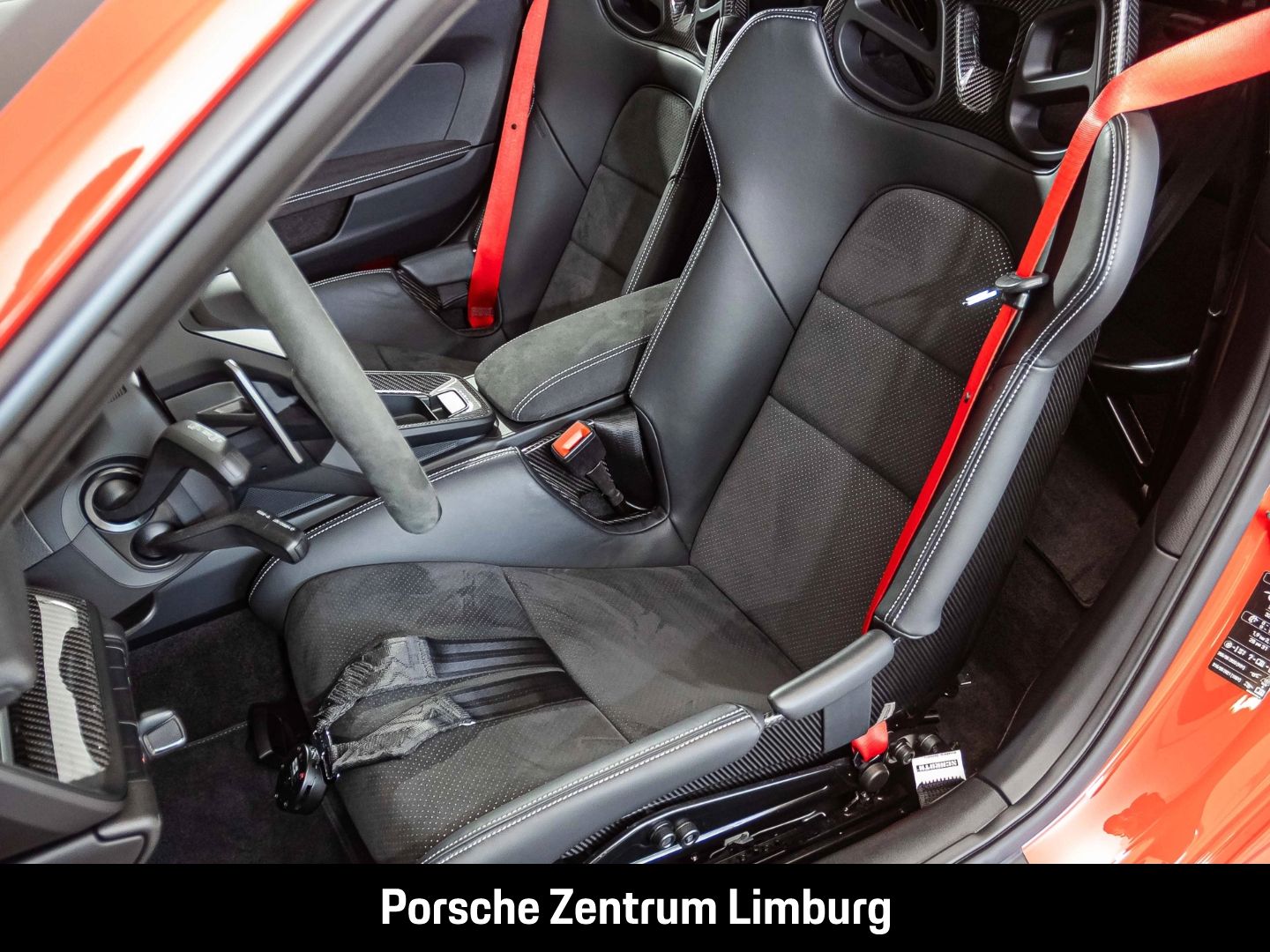 Porsche 992 911 GT3 Clubsportpaket Sportabgas nur 8.50km foto 13