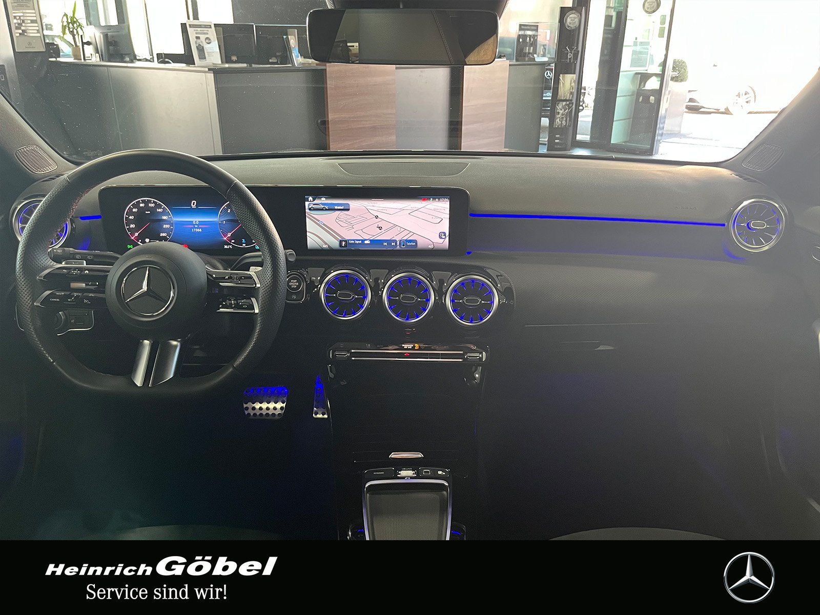 Fahrzeugabbildung Mercedes-Benz A 200 d AMG+360°+AMBIENTE+TOTWINKEL+LED+CARPLAY