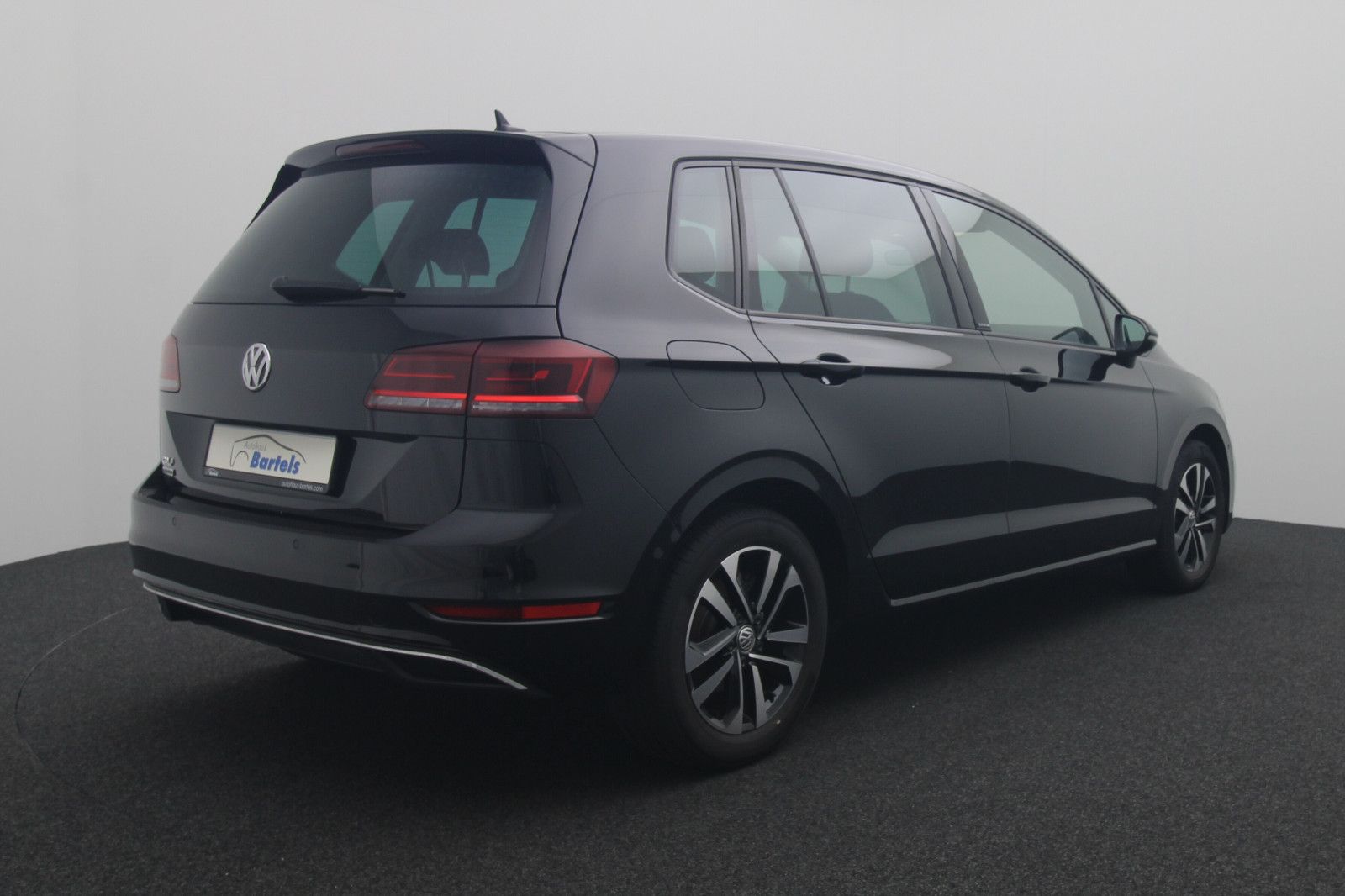 Fahrzeugabbildung Volkswagen Golf Sportsvan VII 1.6 Comfortline AHK IQ.DRIVE