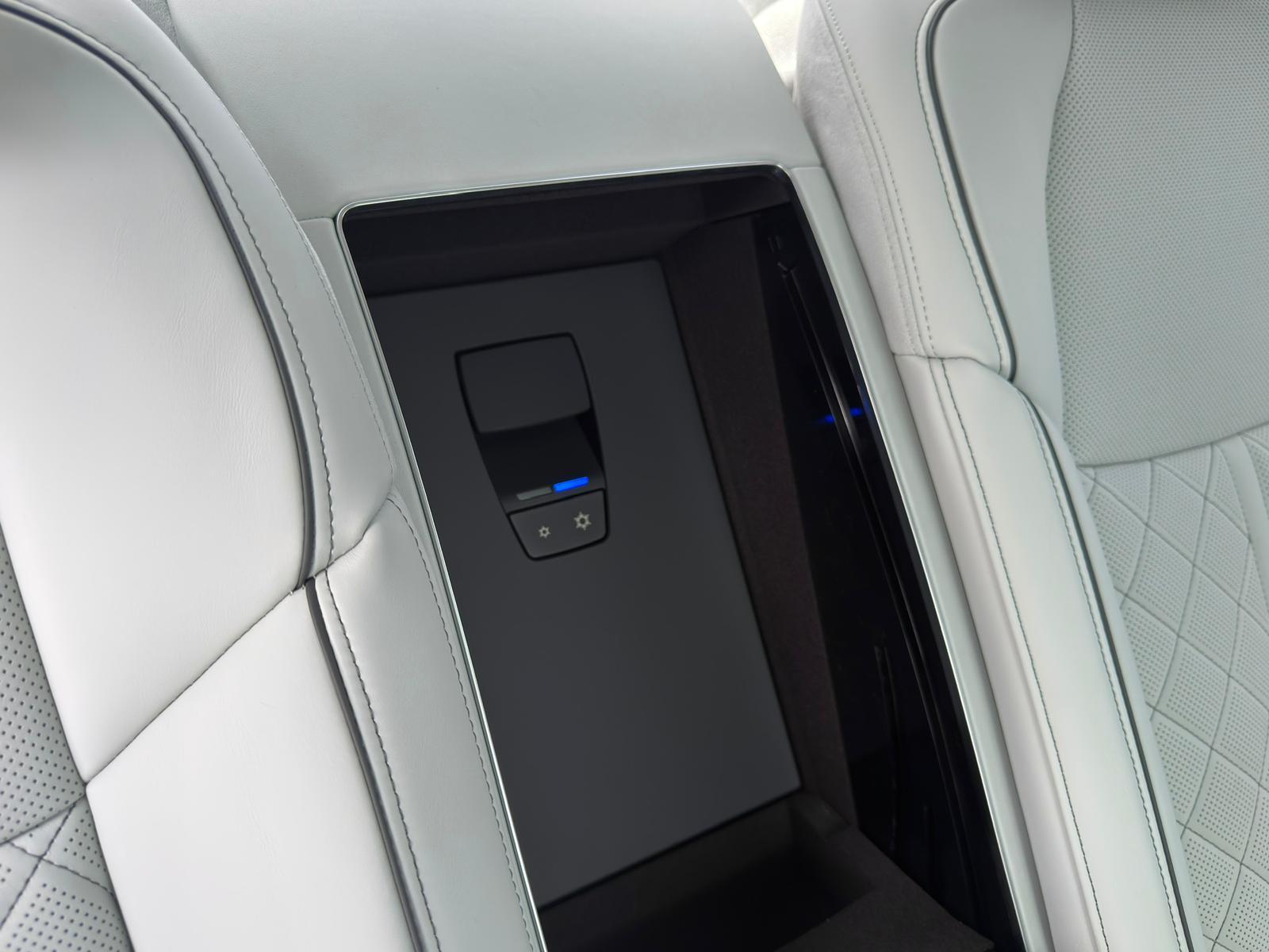Audi A8 60 TFSI e L QUATTRO/VIP/4-SEATS/B&O/