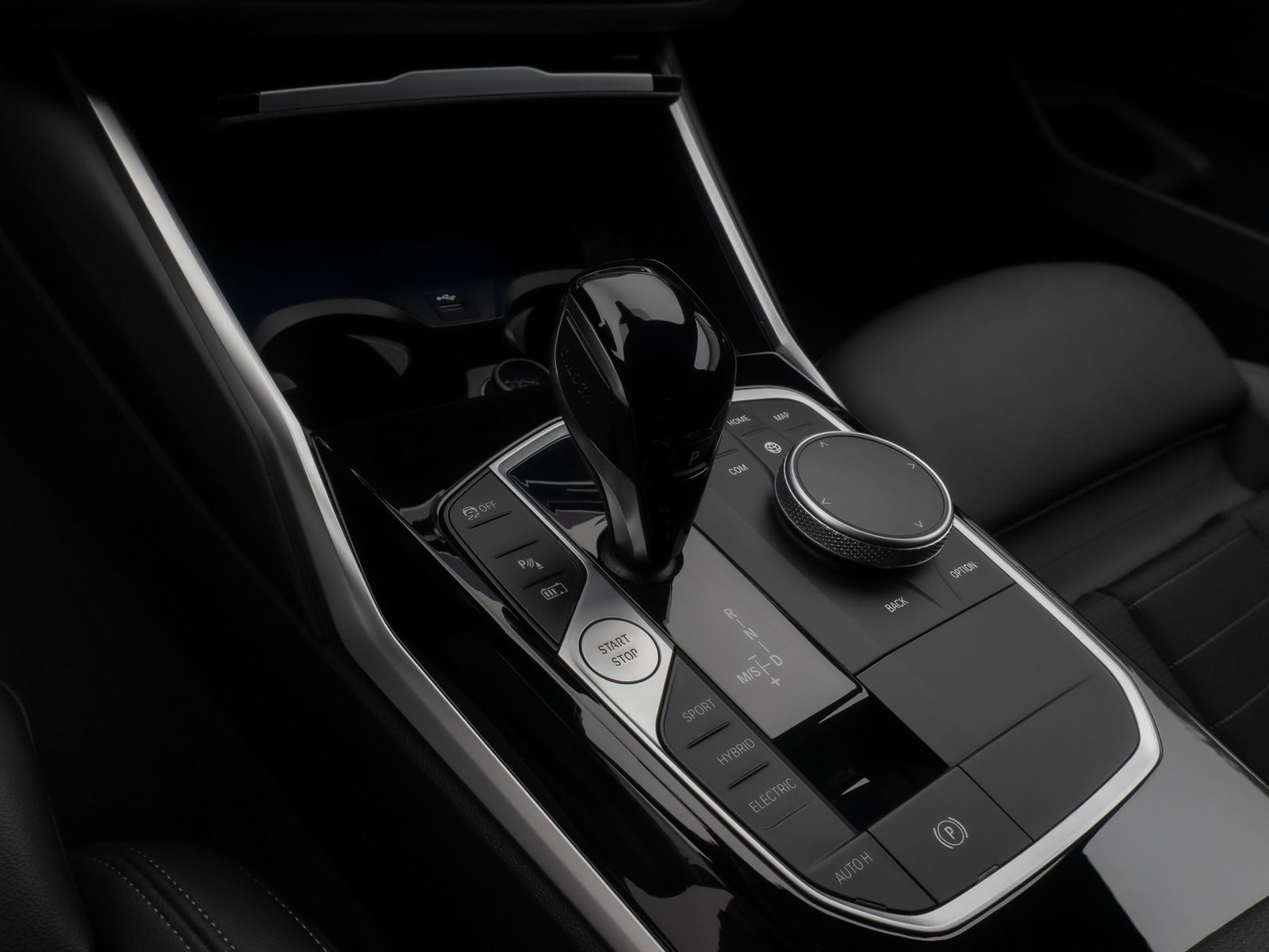 Fahrzeugabbildung BMW 330e xD SportLine Laser HUD DAB HiFi Komfort PDC