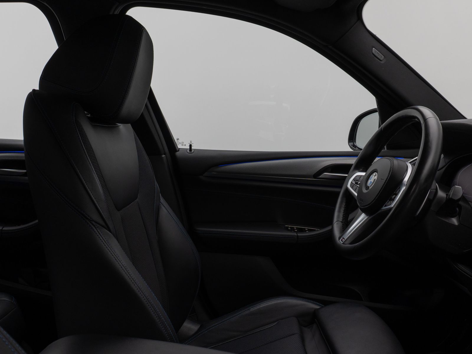 Fahrzeugabbildung BMW X3 xD20d M Sport Kamera DAB HiFi AHK Alarm 19Zol