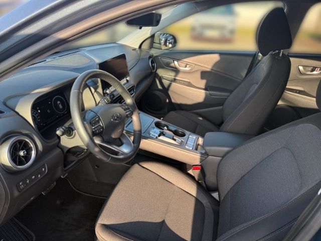 Fahrzeugabbildung Hyundai KONA Edition 30+ Elektro 2WD +KLIMA+NAVI+PDC+SHZ