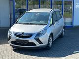 Opel Zafira C 2,0 D 130 P Tourer Edition Fahrradträge - Opel Zafira Gebrauchtwagen in Magdeburg