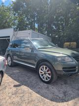 Volkswagen Touareg R5 TDI. Vollleder. Automatik - gebrauchte Volkswagen Touareg aus dem Jahr 2006