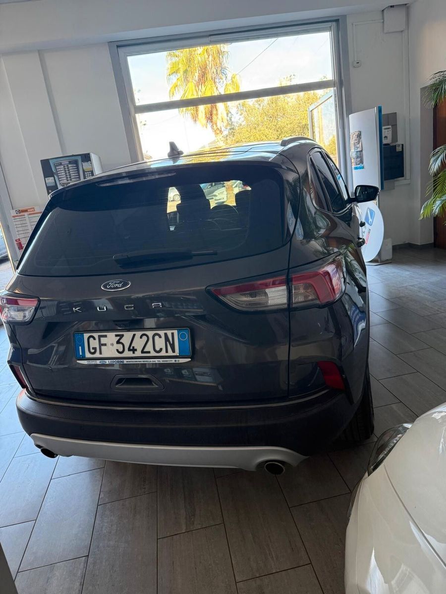 Ford Kuga imagem 2