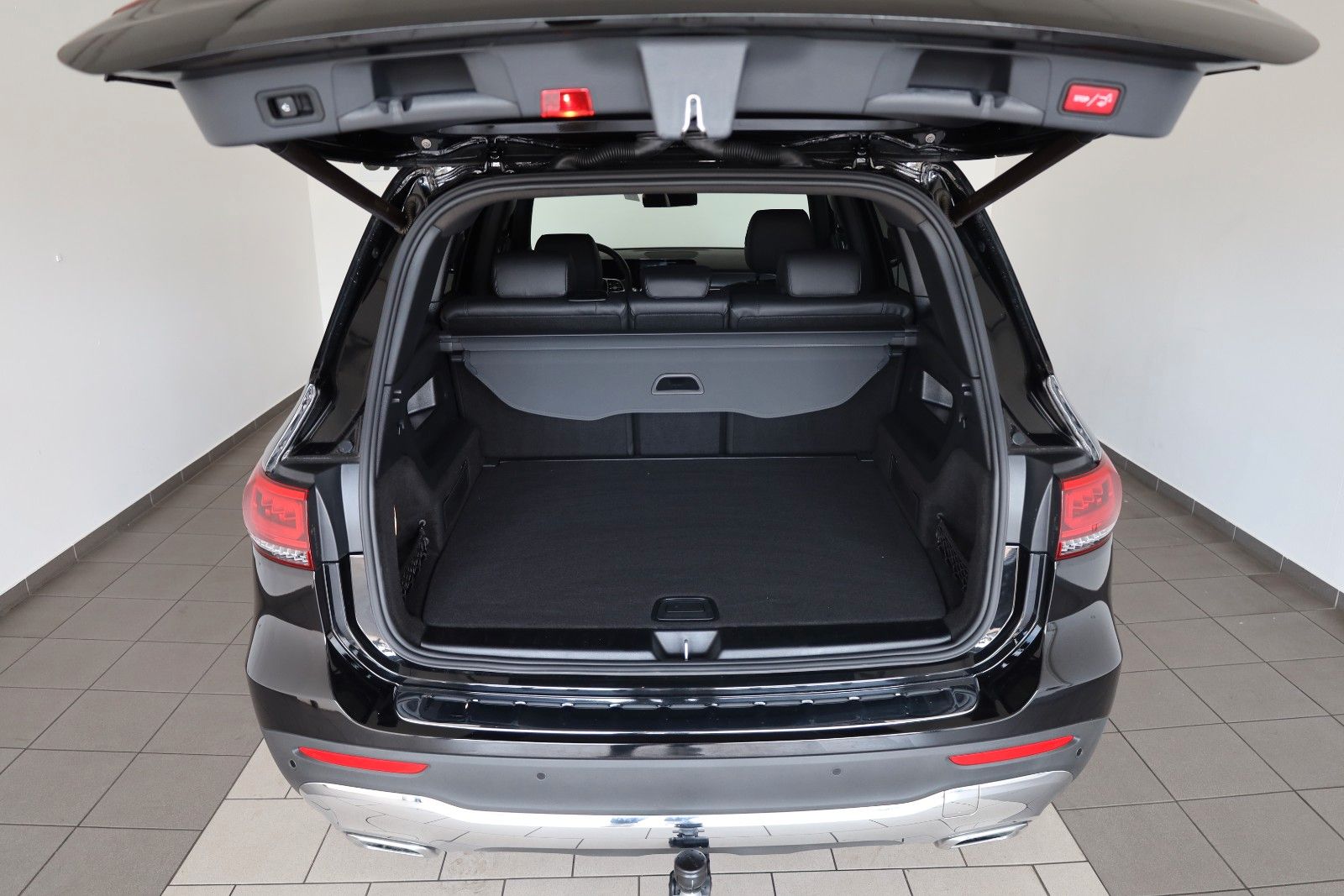 Fahrzeugabbildung Mercedes-Benz GLB 200d Progressive,Leder,Navi,LED,SH,Kamer,AHK