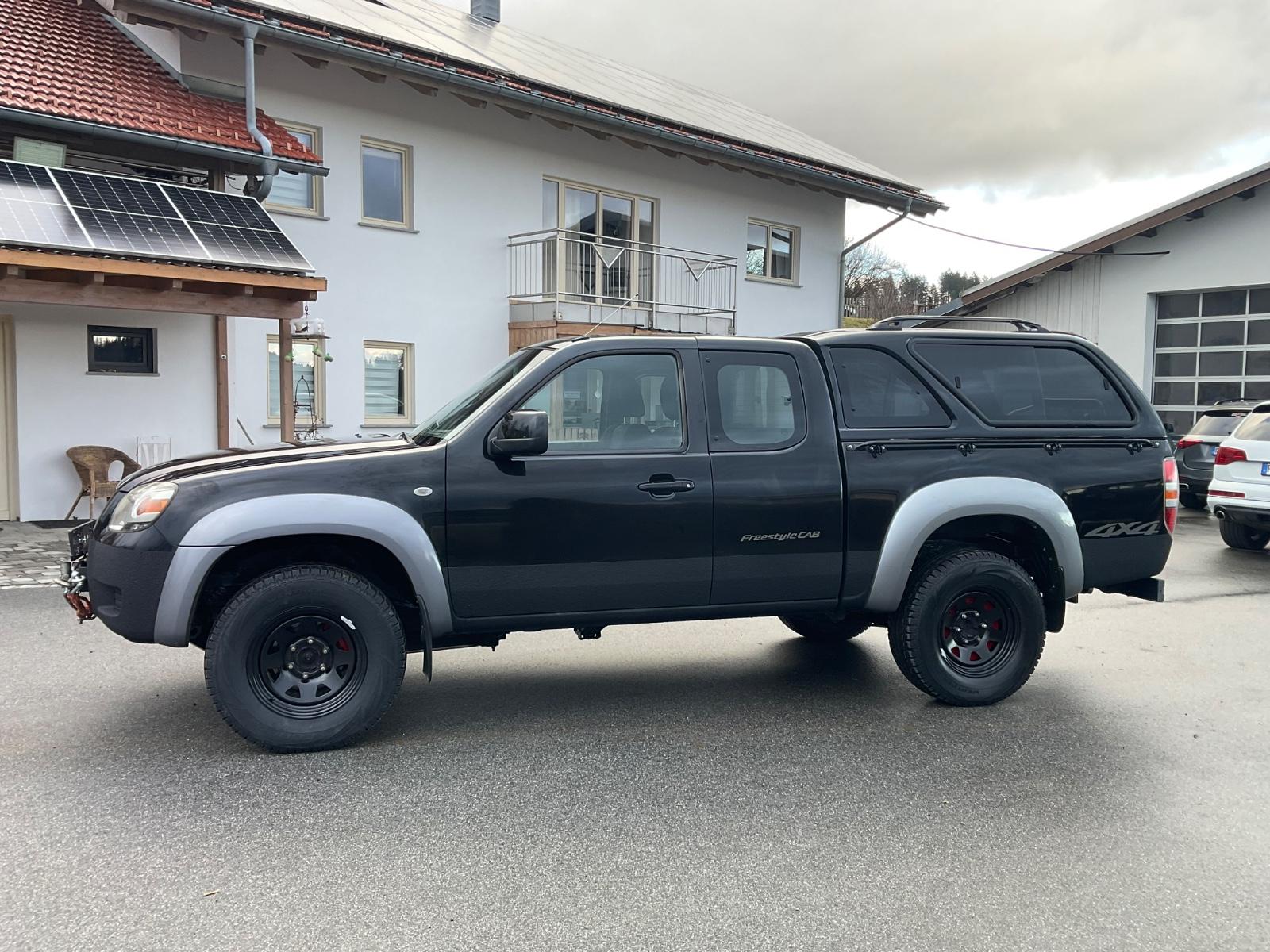 Ford Ranger2,5l TD ALLRAD-o.ROST-TÜV NEU-SEILWINDE