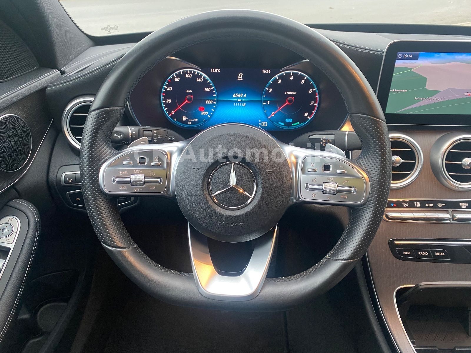 Fahrzeugabbildung Mercedes-Benz C 200 T AMG-Line/Navi/Kamera/Head-Up/LED