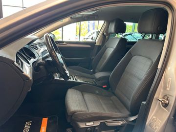 Volkswagen Passat *KEYLESS*ACC*AHK*NAV*3-ZONEN*LED*