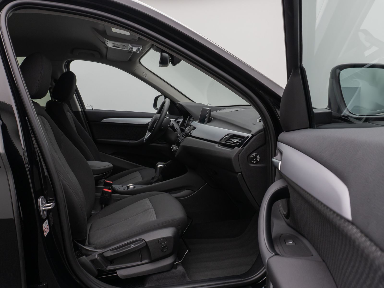 Fahrzeugabbildung BMW X1 xD25e ParkAss DAB Navi Lordos GwschwindigReg