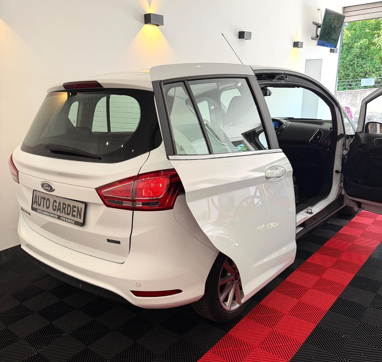 Ford B-Max B-MAX Titanium