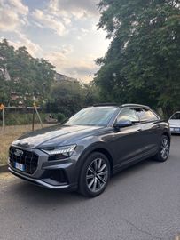 Audi Q8 - 1