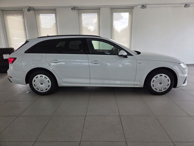 A4 Avant S-Line¹ 2.0 TDI S-TRON MATRIX eHECK 8FA
