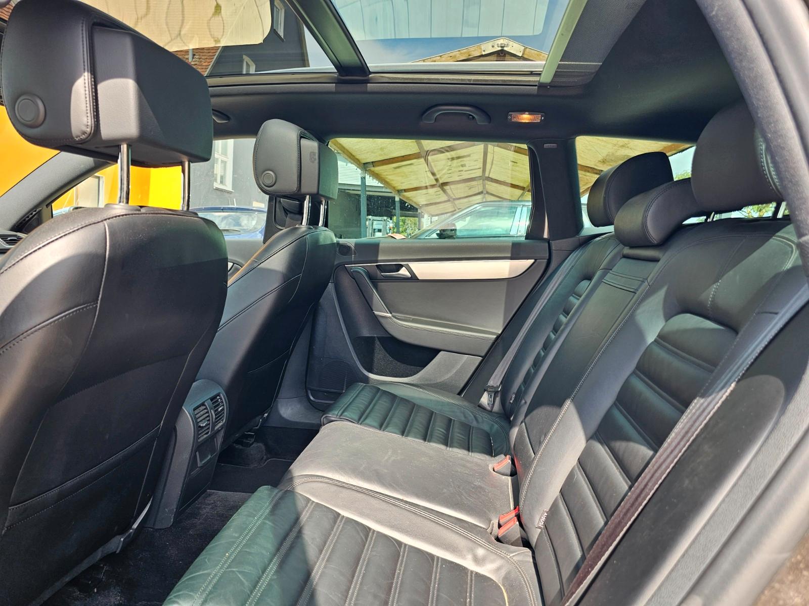 Volkswagen Passat Alltrack 2012 — photo 23
