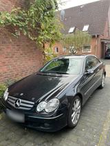 Mercedes-Benz Liebhaber Mercedes CLK Vollausstattung 220cdi - Mercedes-Benz 220 in Köln