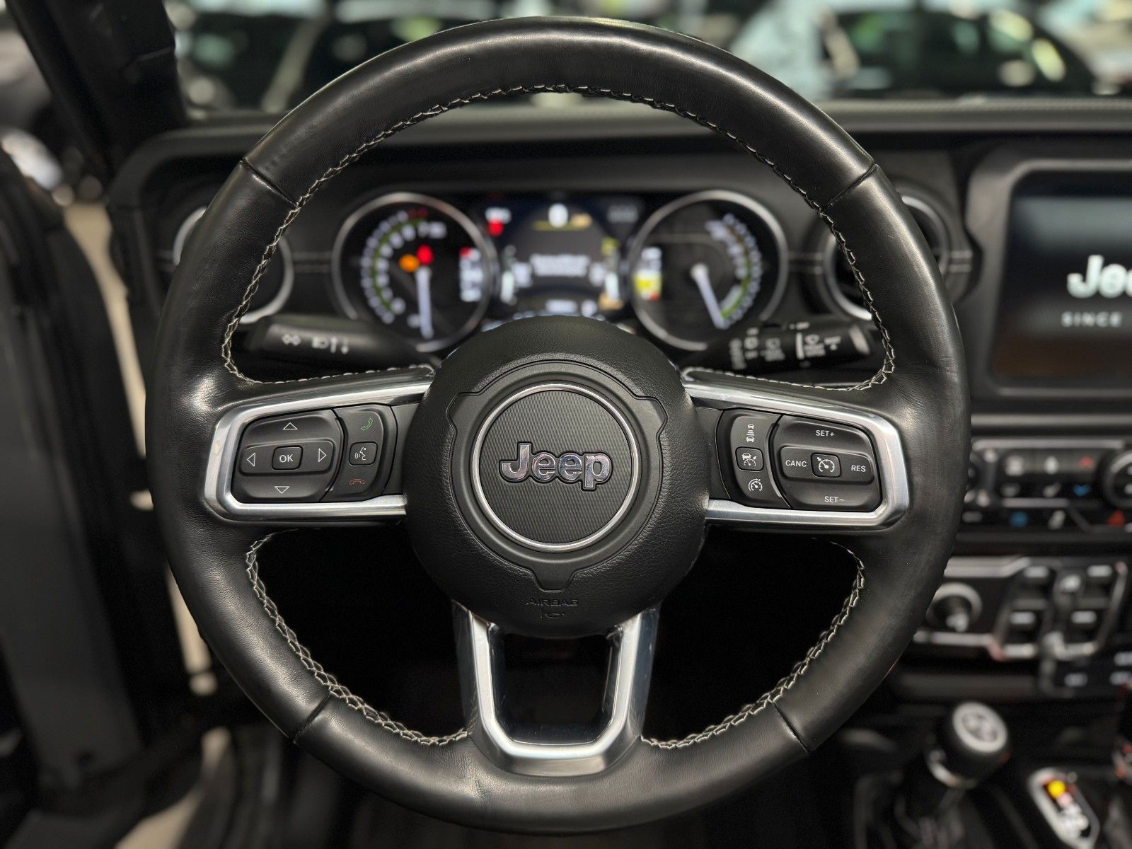 Fahrzeugabbildung Jeep Wrangler Unlimited 2.0 4xe Plug-In Hybrid Sahara