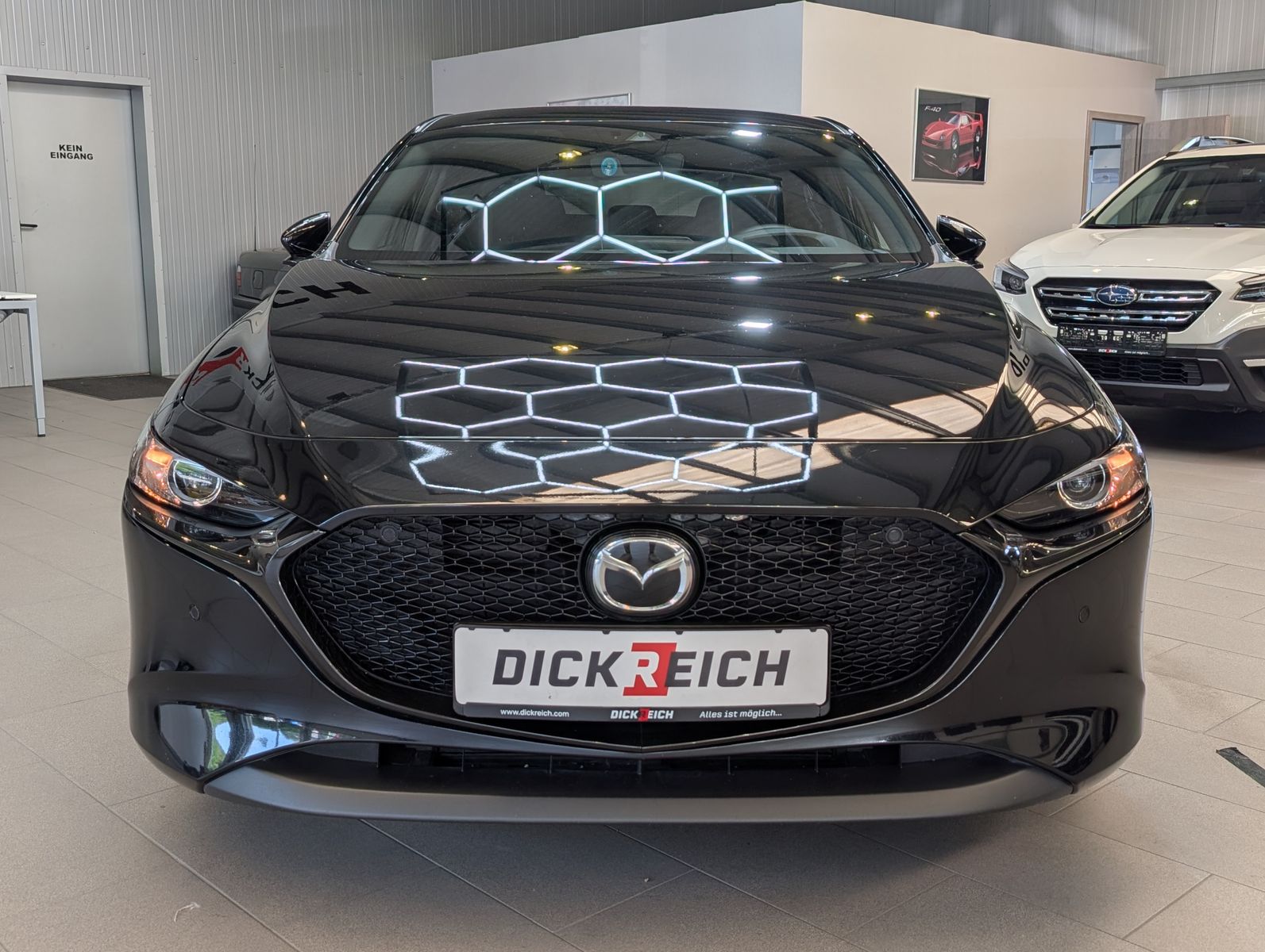 Fahrzeugabbildung Mazda 3 2.0 Skyactive-G Homura HUD Navi LED Kamera ACC