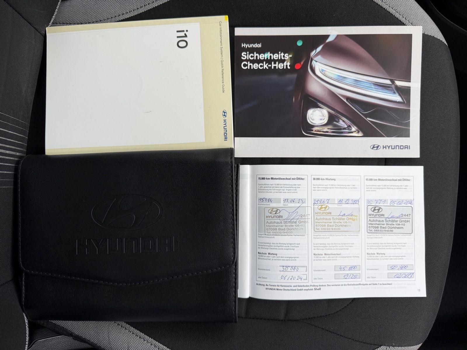 Fahrzeugabbildung Hyundai i10 1.0 Edition 30 Sitzheizung 1Hd