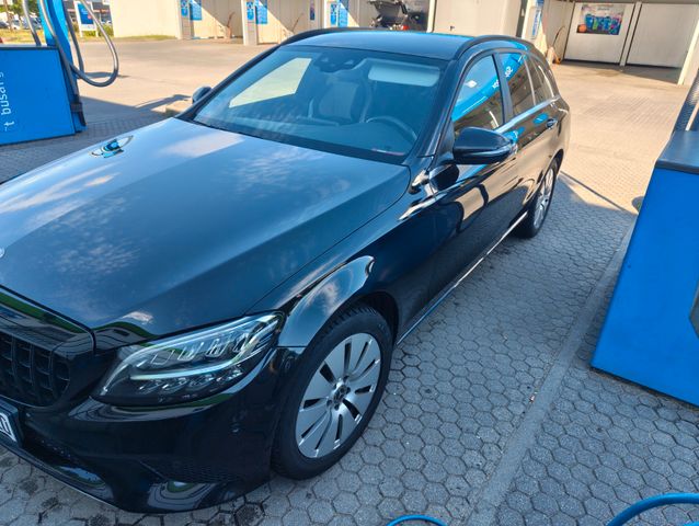 MERCEDES-BENZ C 220 d 4MATIC T Autom. - S205