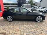 BMW 335 i HU neu Navi Leder LED SH S/W - gebrauchte BMW 335 aus dem Jahr 2013