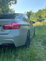 BMW 320i M Sport LCI | TÜV NEU 07/27 | Service NEU - BMW mit Benzin-Antrieb: Limousine, 3.0