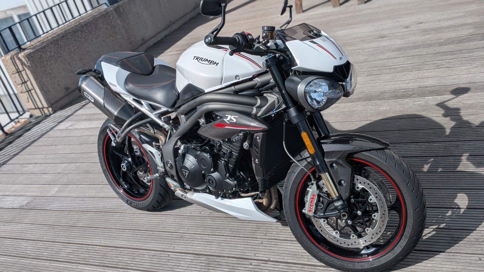 Triumph Speed Triple 1050 RS 1. Hand Top Zustand