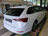 Skoda Octavia Combi Tour 2,0 TDI Navi LED ACC PANO - Skoda Octavia: Tour TDI