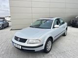 Volkswagen Passat Limo - gebrauchte VW Passat aus dem Jahr 1999