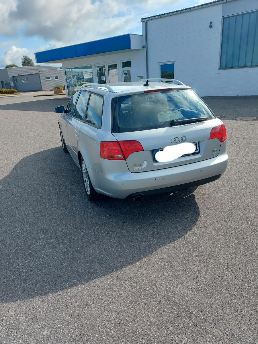 Audi A4 2006 — photo 7