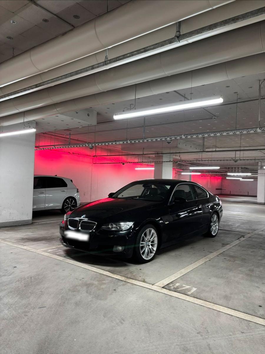 BMW 325