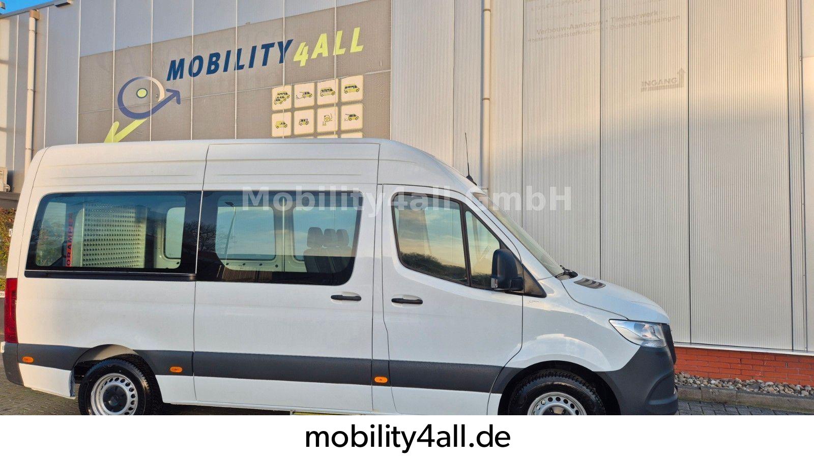 Mercedes-Benz Rollstuhltransporter mit 3-sitze/e-stufe/NEU