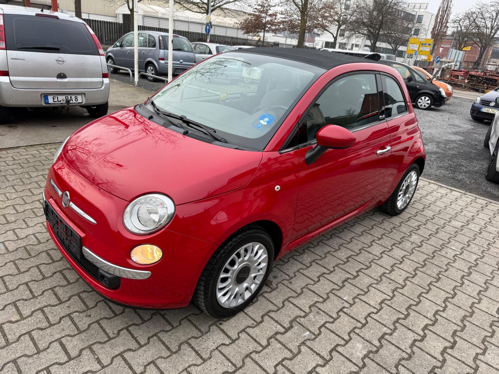 Fiat 500 Lounge Cabrio * Automatik* Teilleder PDC