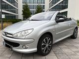 Peugeot 206 Cabriolet CC / Quiksilver / 1,... - Peugeot 206 mit Diesel-Antrieb: Cabrio, 206cc