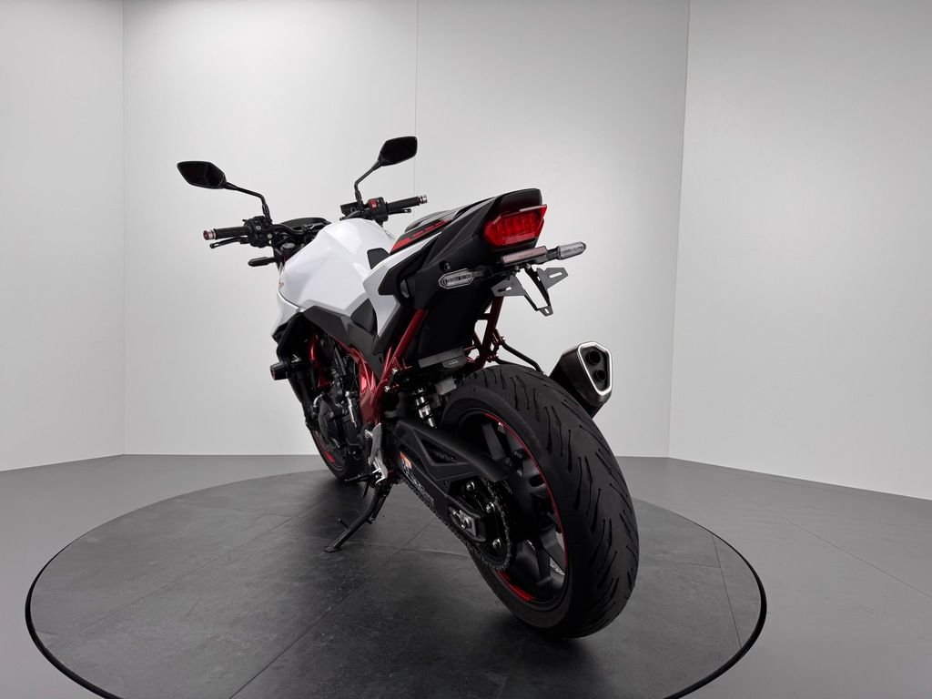 Fahrzeugabbildung Honda CB750 HORNET *NEUWERTIG *SERVICE NEU