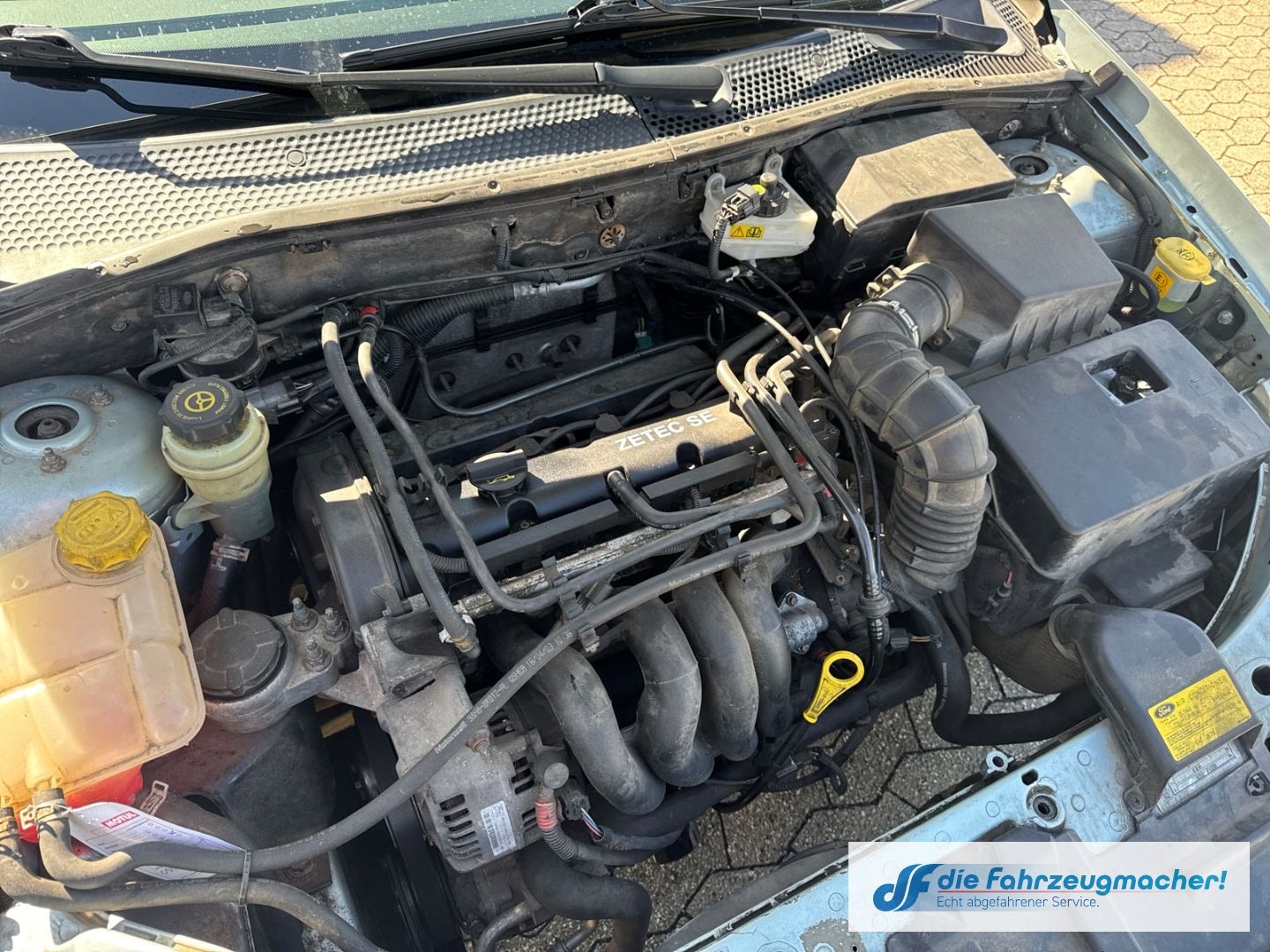 Fahrzeugabbildung Ford Focus Finesse Klima Beheizb. Frontsch. *EXPORT