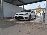 Volkswagen Golf 2.0 TSI DSG 4MOTION BMT R R - Benzin Gebrauchtwagen in Erlangen