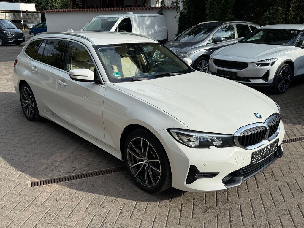 Image of BMW 330