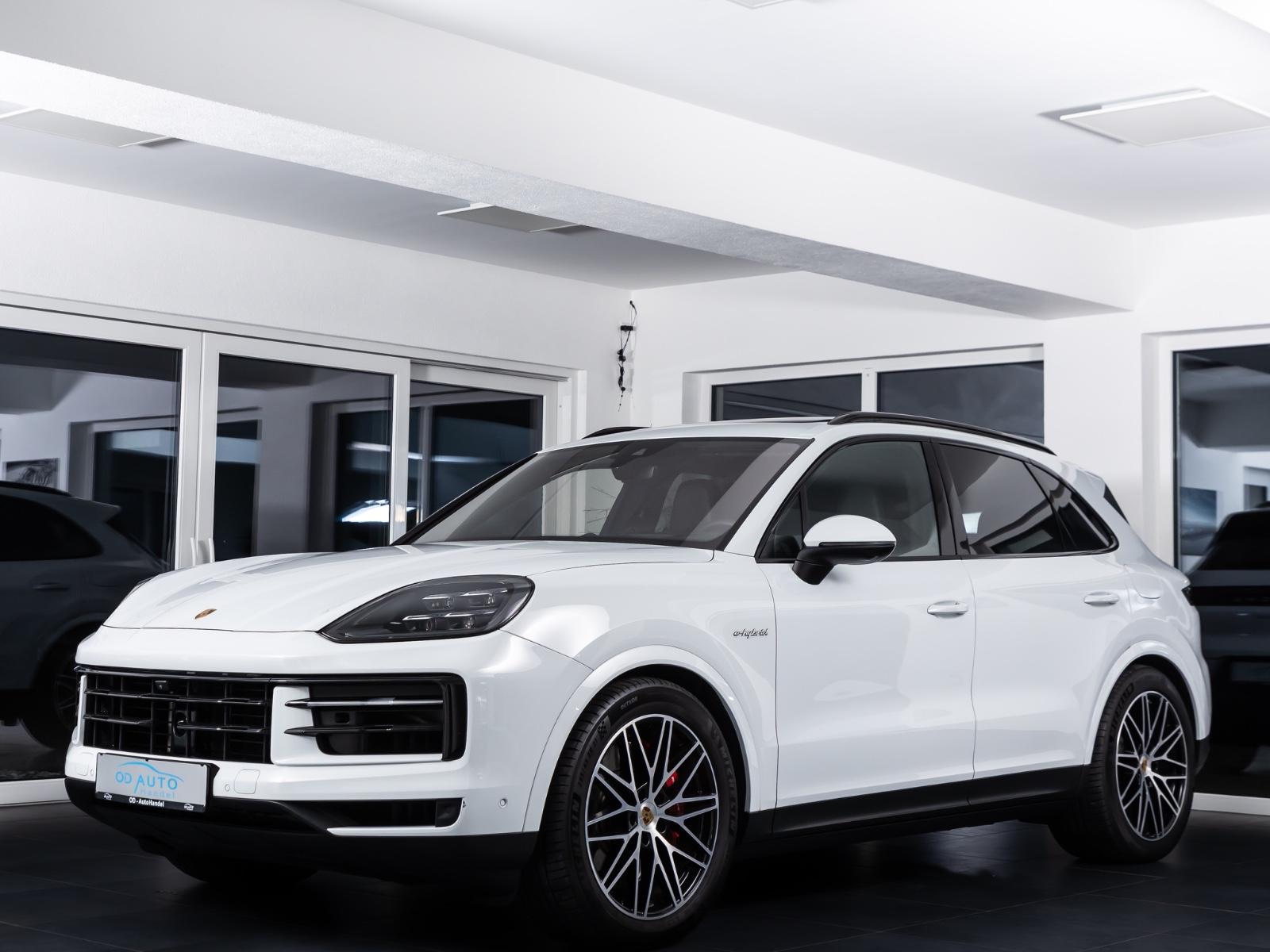 Porsche Cayenne S E-Hybrid Pano/AHK/Nacht/HD-Matrix/Inno