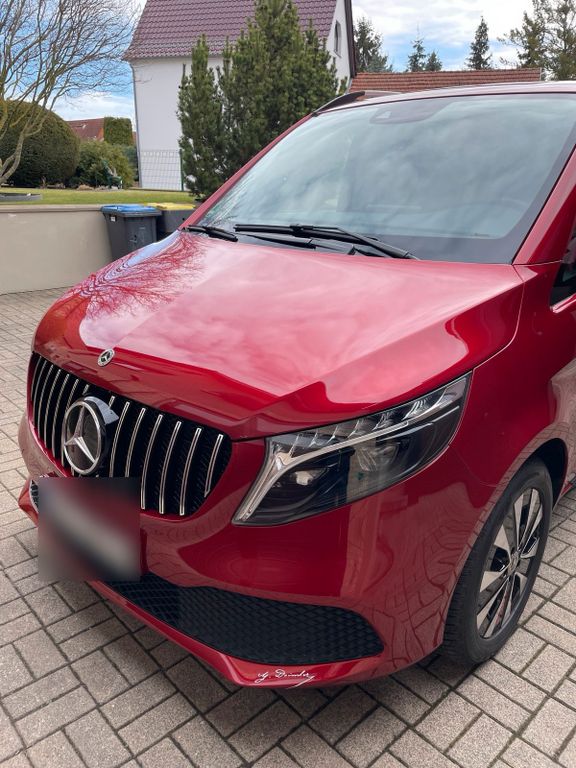 Image of Mercedes-Benz V 220