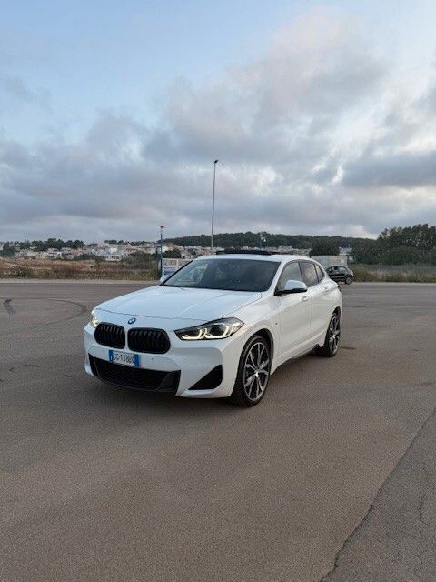 Image of BMW X2