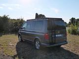 Volkswagen W T6 Caravelle 199 PS DSG + VanEssa/Front Runner - graue Volkswagen T6 Caravelle