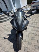 Yamaha YZF-R125 - YAMAHA SCHWARZ YZF R 125