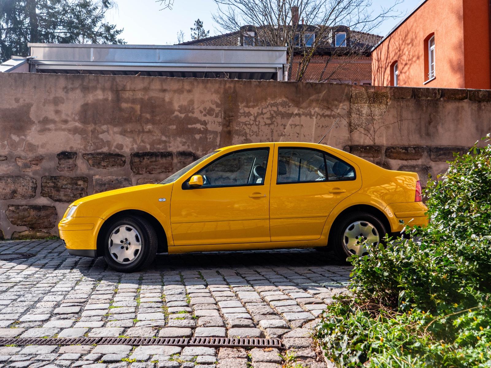 Volkswagen Bora 1.8T Sport Edition XENON 1.Hand